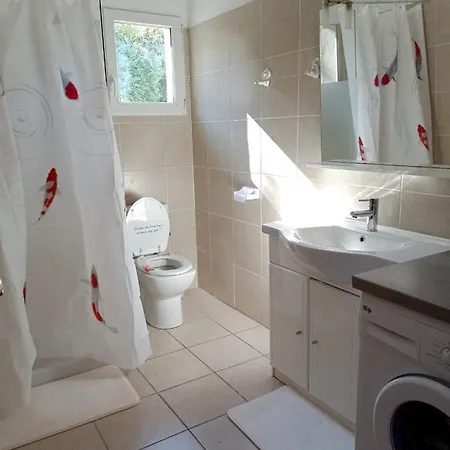 Appartement D'Une Chambre Avec Jardin Clos Et Wifi A Porto Vecchio A 6 Km De La Plage 아파트